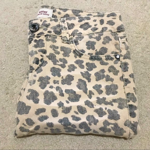 lei Denim - 🆕🖤VERY CUTE LEOPARD PRINT LEI JEGGINGS NWOT🖤🖤